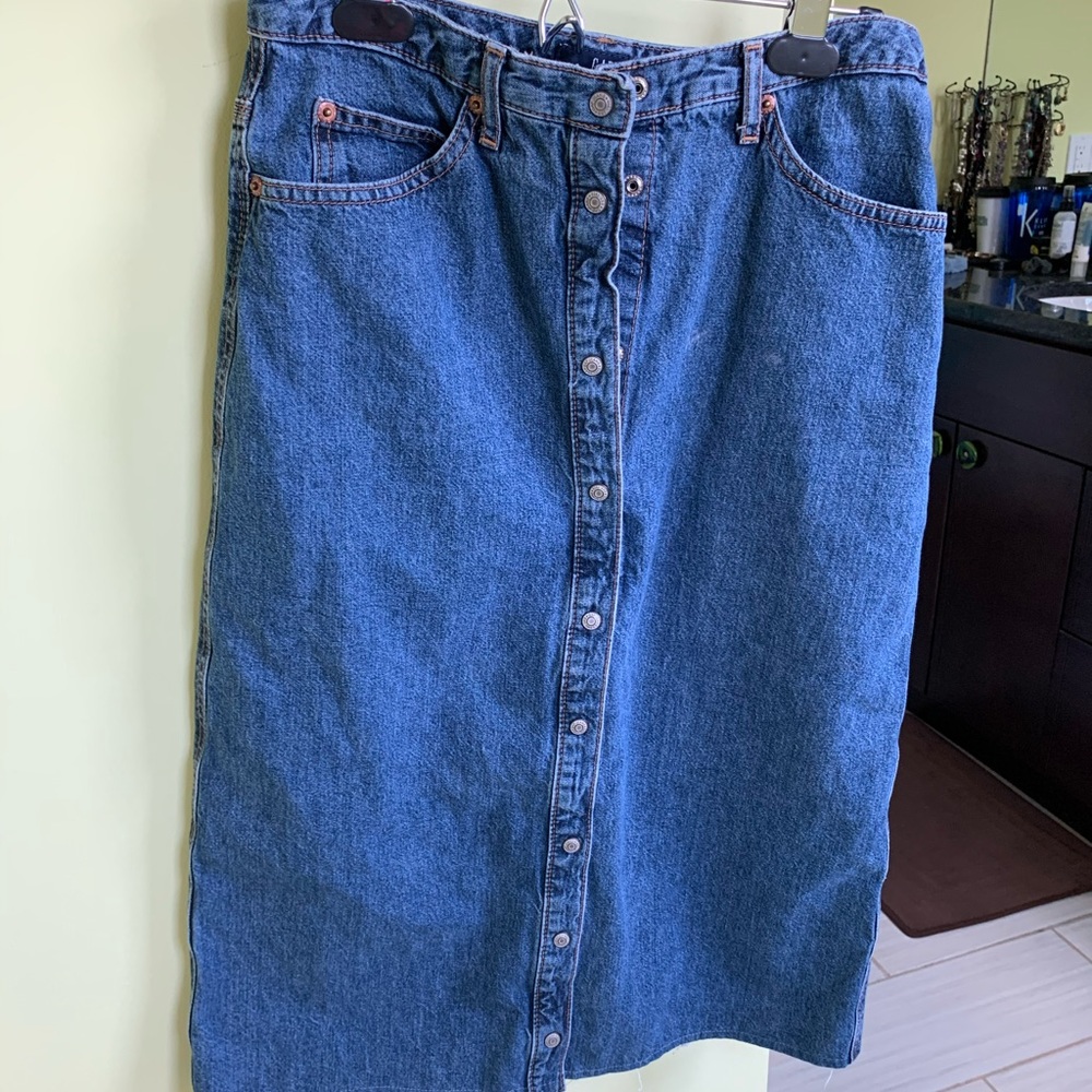 Denim skirt